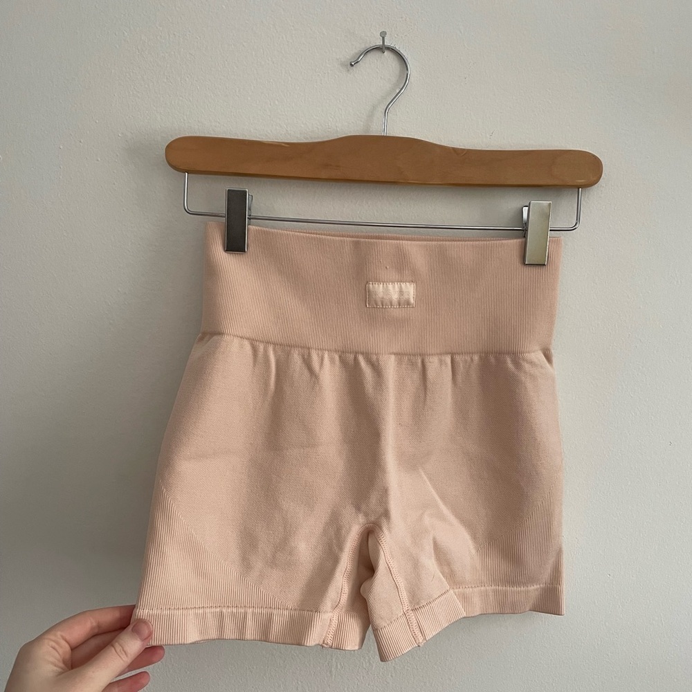 🦋3/$50 Bo + Tee Seamless Soft Girl Light Pink Athletic Athleisure Gym Shorts S